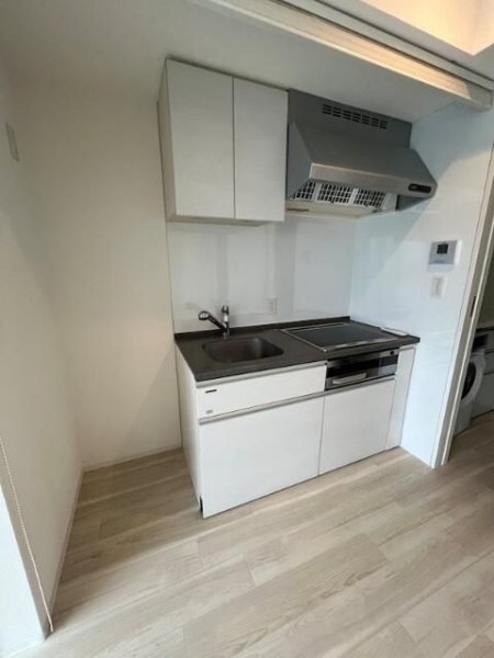 モデルノ トッレ 松濤(キッチン)