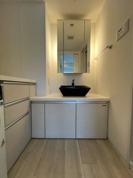 モデルノ トッレ 松濤(洗面台・洗面所)