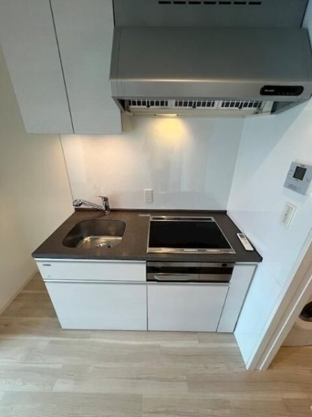 モデルノ トッレ 松濤(キッチン)