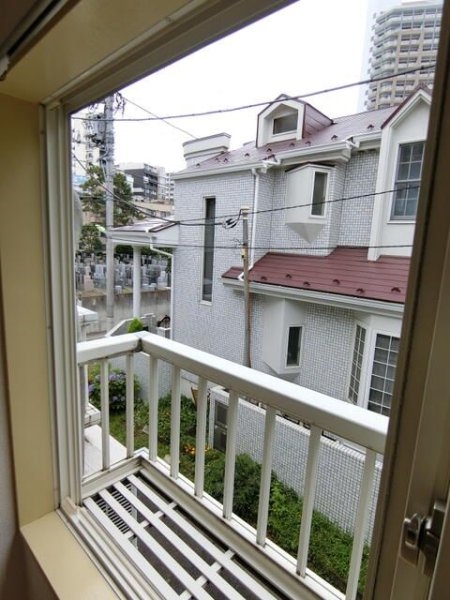 フラッグスドミトリー(現地からの眺望)