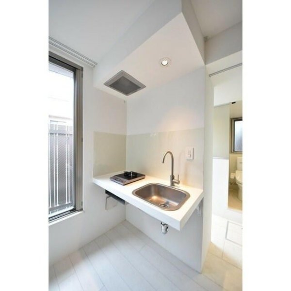 アパートメントクロ三軒茶屋