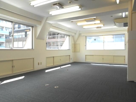 八丁堀プラレールビル