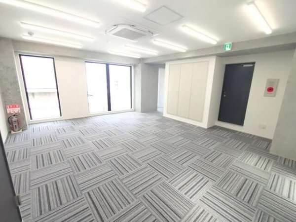 レイフォリア人形町