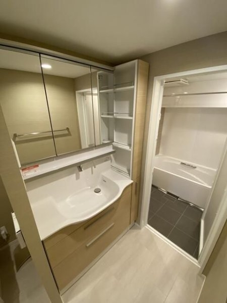 クレセントマンション