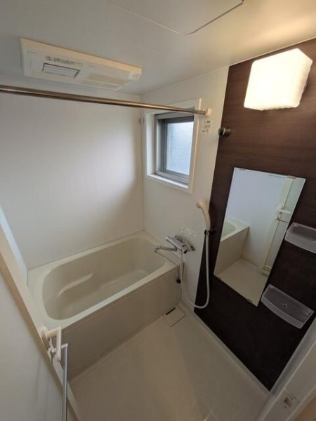 ＣＬＯＶＥＲ　ＨＯＵＳＥ　壱番館