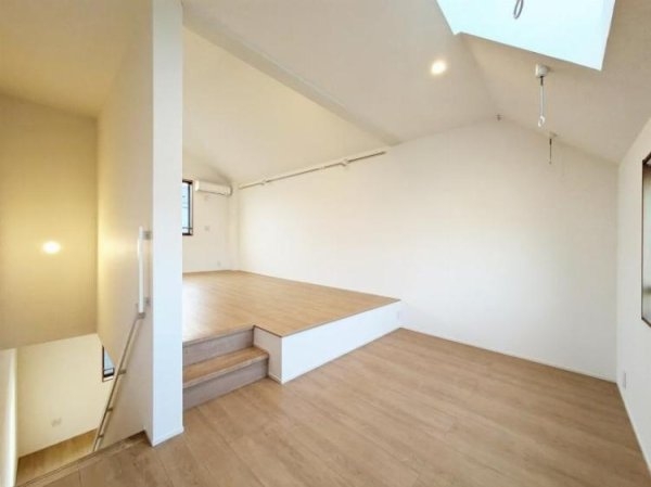 ウィステリア用賀