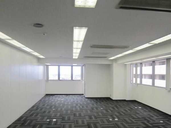 パインフィールドビル