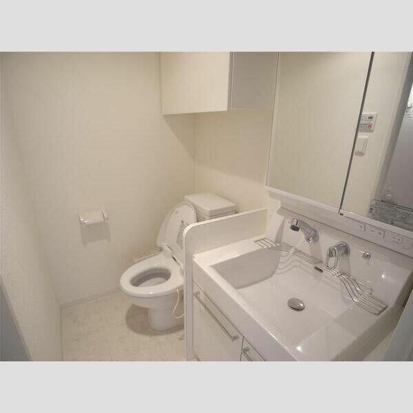 イイダアネックス8