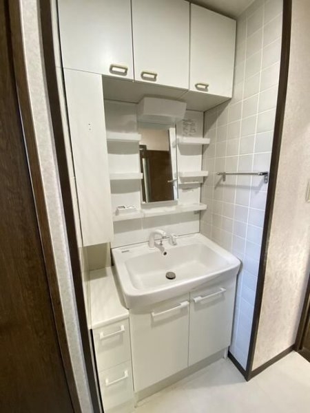 白金アネックス