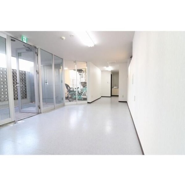 Ｆ－ＦＬＡＴ三軒茶屋