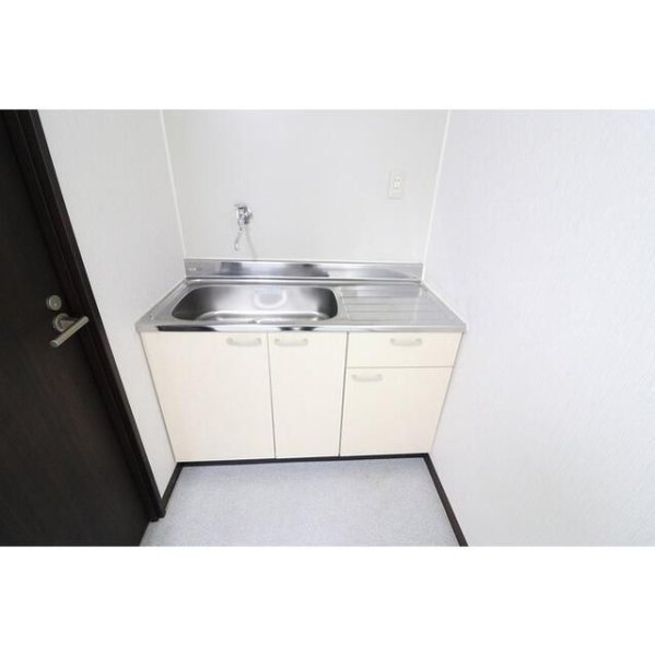 Ｆ－ＦＬＡＴ三軒茶屋