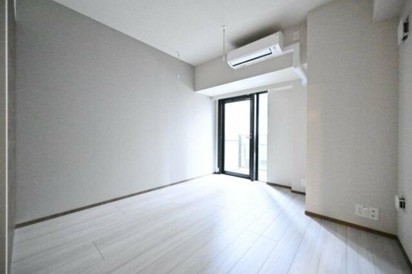 ＧＲＡＮＳＩＴＥ　ＮＡＫＡＭＥＧＵＲＯ