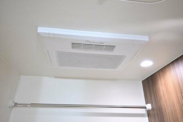 ＧＲＡＮＳＩＴＥ　ＮＡＫＡＭＥＧＵＲＯ