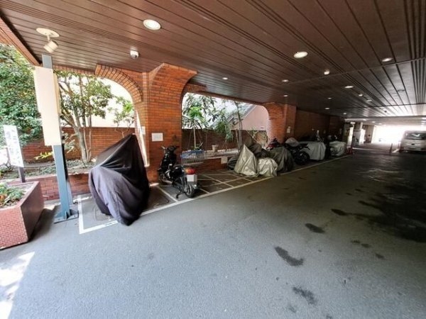 ハイネスロフティ