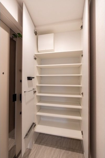 ラティエラ四谷