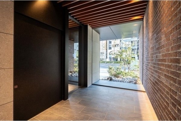 ラティエラ四谷