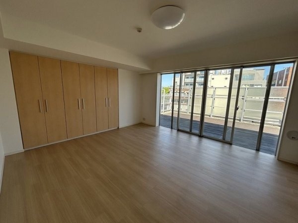 エスティメゾン白金台