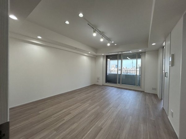 ドゥーエ日本橋