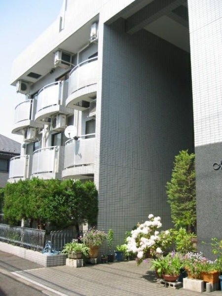マノアール世田谷