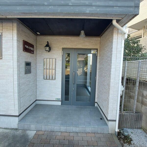 フロレスタ弦巻