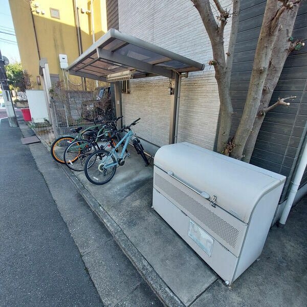フロレスタ弦巻