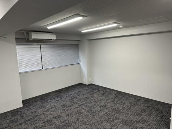 伊土ビル