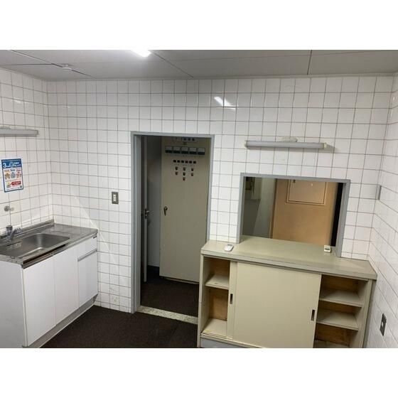 ウエストサイド新宿御苑