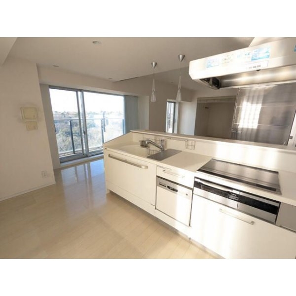 ｍｏｄｅｒｎｏ　ｔｏｒｒｅ　ｓｈｏ－ｔｏ