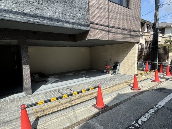 レガリス明大前