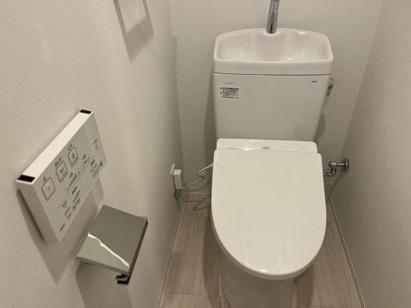 レガリス明大前