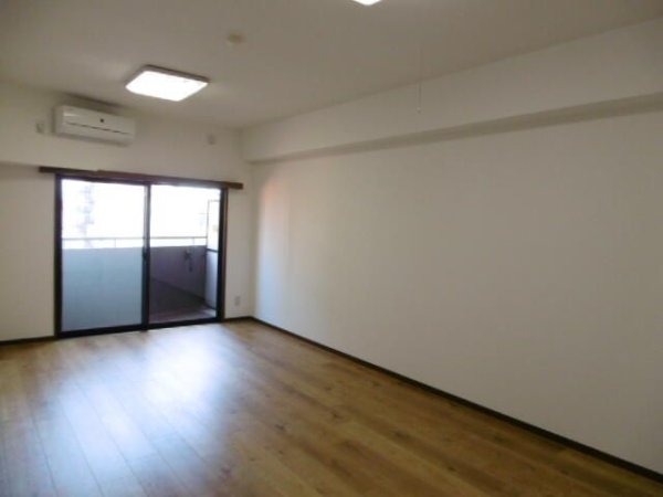 日神パレステージ西麻布
