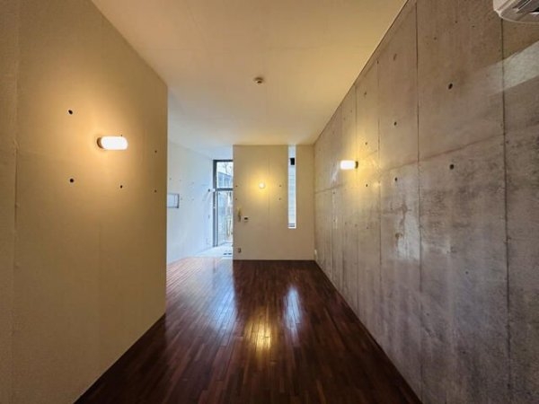 ａ　ｐｌａｃｅ　ｂｙ　Ｗｉｎｅ　Ａｐａｒｔｍｅｎｔ