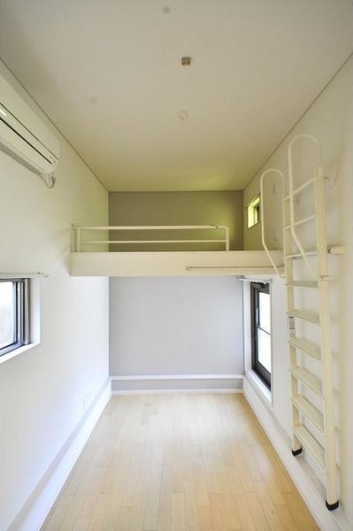 グランエッグス大原