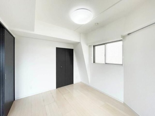グランステューディオ市ヶ谷薬王寺2