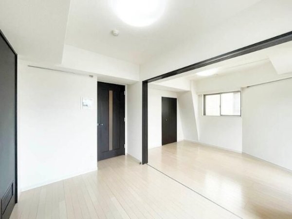 グランステューディオ市ヶ谷薬王寺2