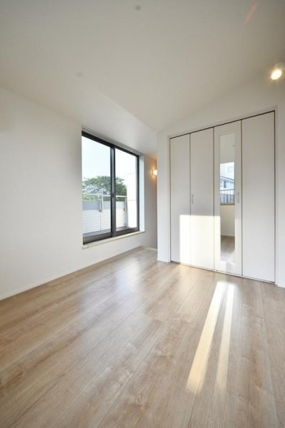 グランエッグス千歳烏山N