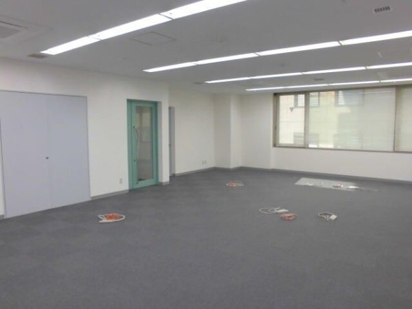 友泉本石町ビル