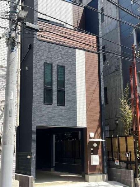 Ｃｈａｒｍａｎｔ　Ｈｅｉｍ　Ｈｉｇａｓｈｉａｚａｂｕ