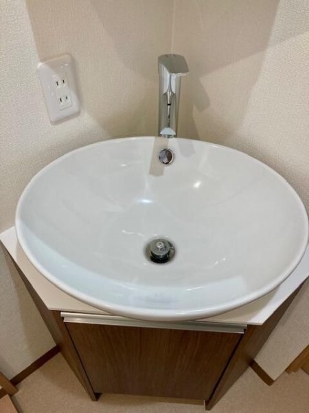 ニッコンビル