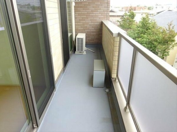 シュトラール赤堤