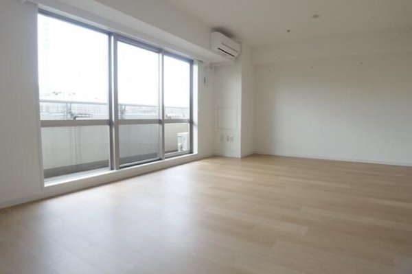 河田町ガーデン１号棟