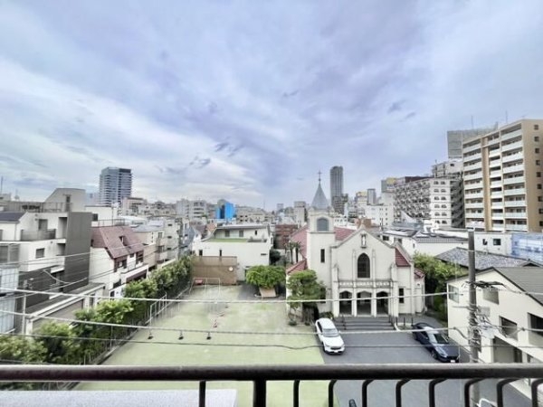 クラウン西麻布