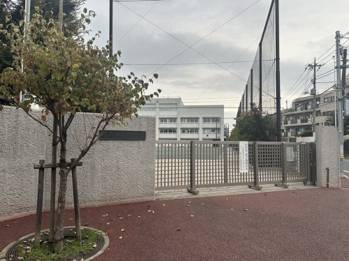 ヴェルドゥーラ祖師谷(世田谷区立山野小学校)