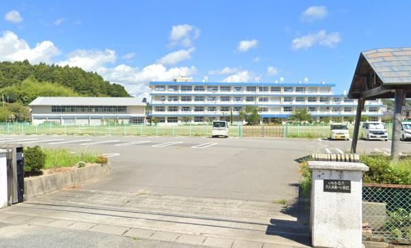 いわき市久之浜町 貸工場(いわき市立久之浜第一小学校)
