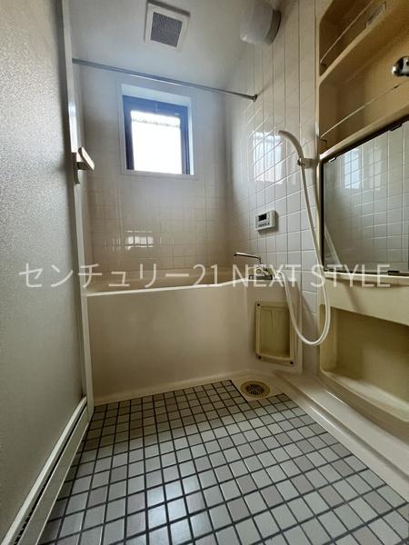 甲府市伊勢４丁目のマンション
