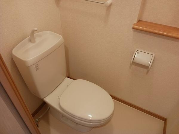 中巨摩郡昭和町西条のアパート