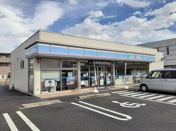 中央市西花輪のアパート
