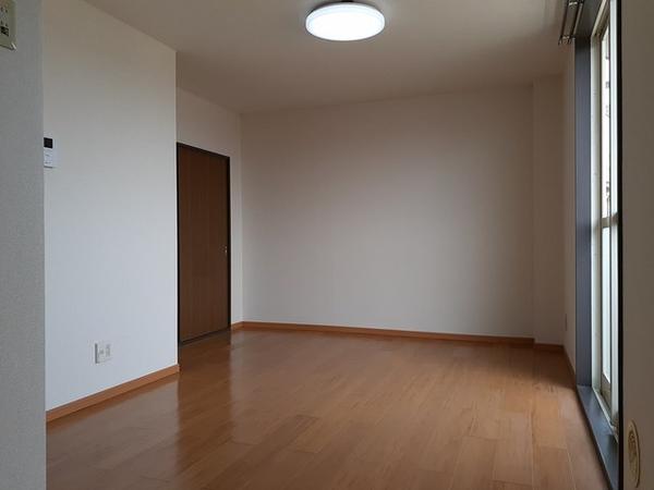 エイヒル