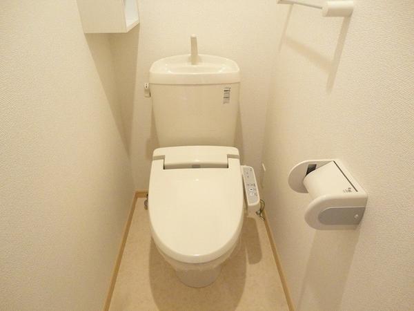 韮崎市大草町若尾のアパート