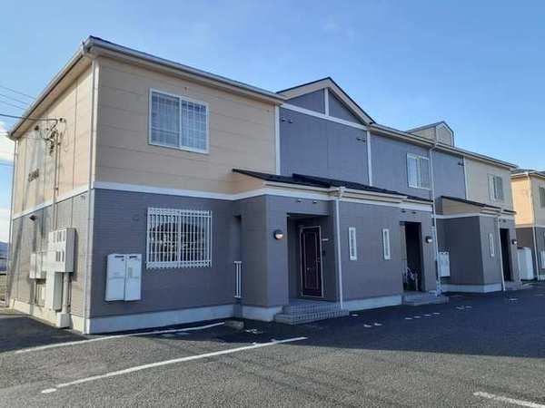南アルプス市浅原のアパート